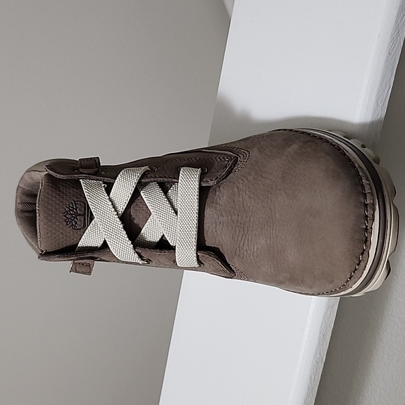 Timberland Boots - Picture 2 of 4